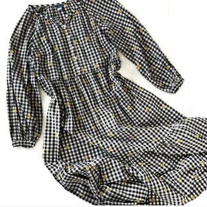 Old Navy Black and White Gingham Plaid Checkered Long Sleeve Maxi Dress